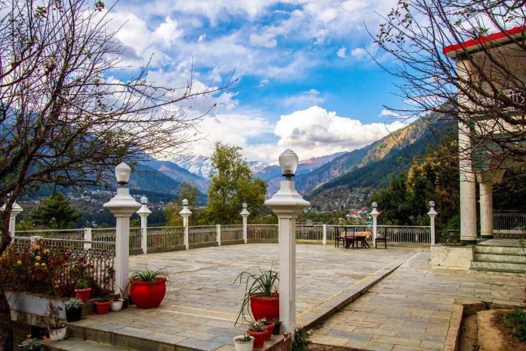 Hotel White Mist Manali Zewnętrze zdjęcie
